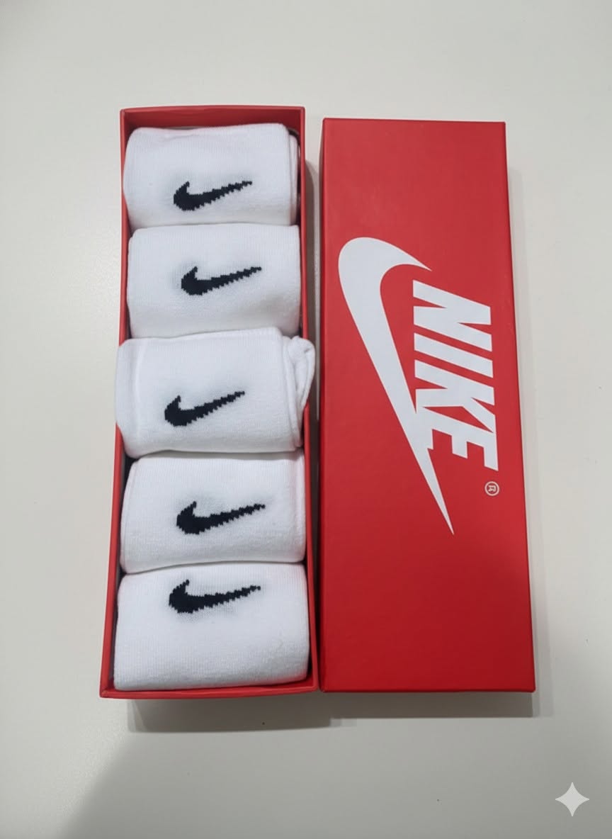 N.I.K.E Dri-FIT quarter-crew socks – Pack of 5 White ( Export Overstock )