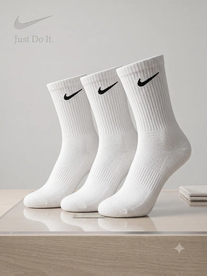N.I.K.E Dri-FIT quarter-crew socks – Pack of 3 ( Export Overstock )